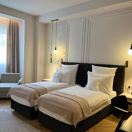 Hotel Zet 5*